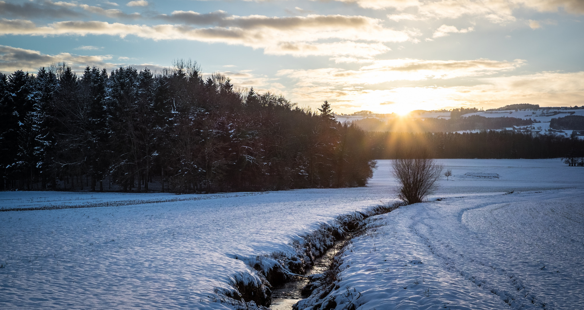 Sonnenuntergang im Winter